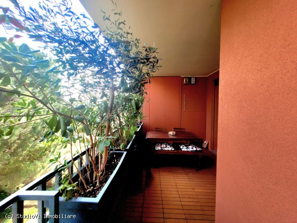 ATTICO 5 LOCALI CON TERRAZZO ATTICO 5 LOCALI CON TERRAZZO
