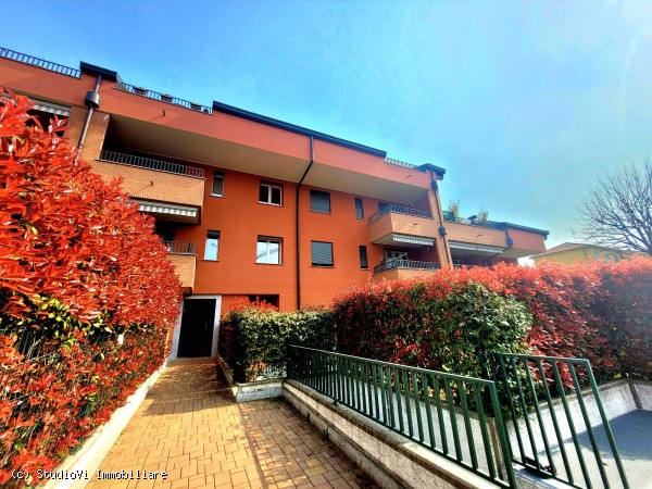 ATTICO 5 LOCALI CON TERRAZZO ATTICO 5 LOCALI CON TERRAZZO