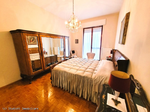 4 LOCALI VIA GOLDONI